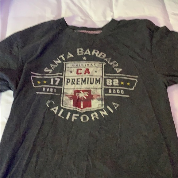 Tee - Picture 1 of 1